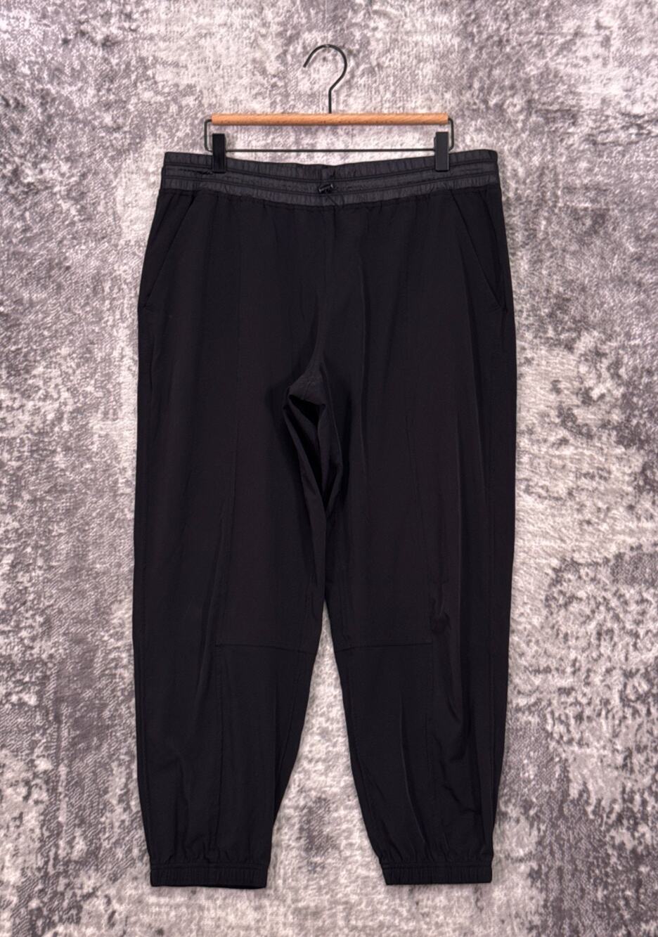 Lululemon Pants 12 Womens Black Drawstring Waist Joggers